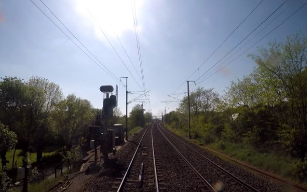 An immersive VR application to train train drivers